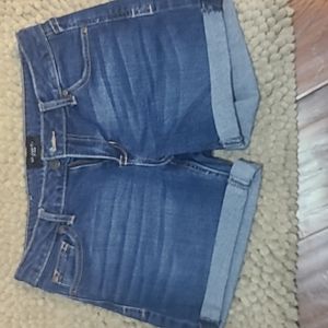 Celebrity pink shorts blue  size 3/26